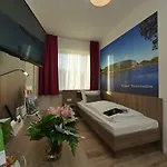 Отель Westfalia 3*