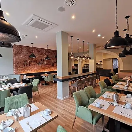 Westfalia Hotel 3*